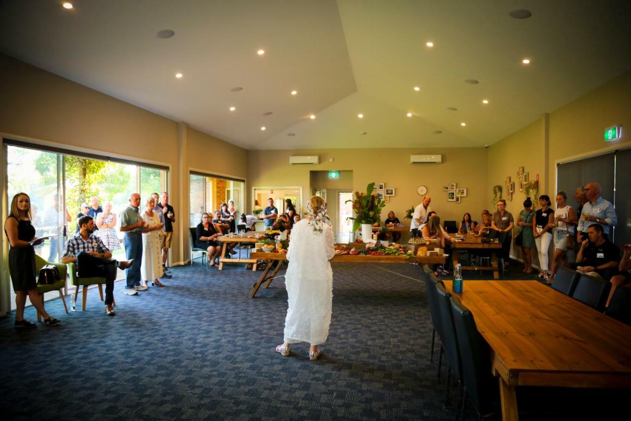 Cadell On The Murray Motel Moama Exterior foto